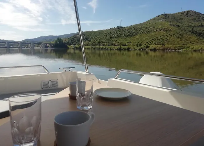 Koolhouse Boat Hotel na wodzie Vila Nova de Foz Côa