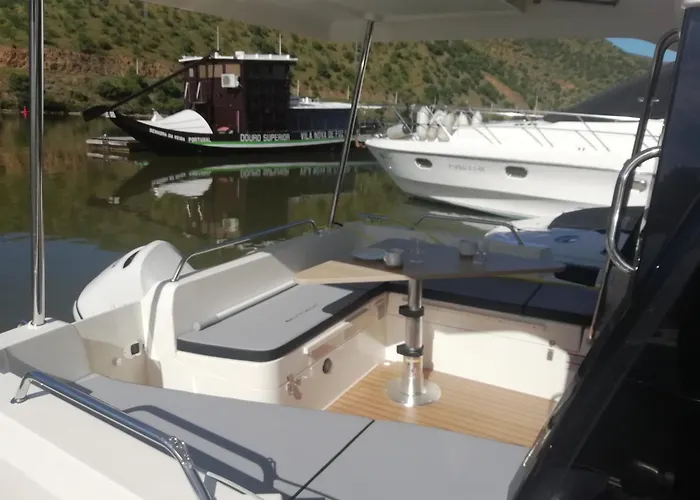 Hotel na wodzie Koolhouse Boat Vila Nova de Foz Côa